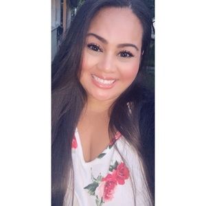 Meet your Posher, Natasha 🌻